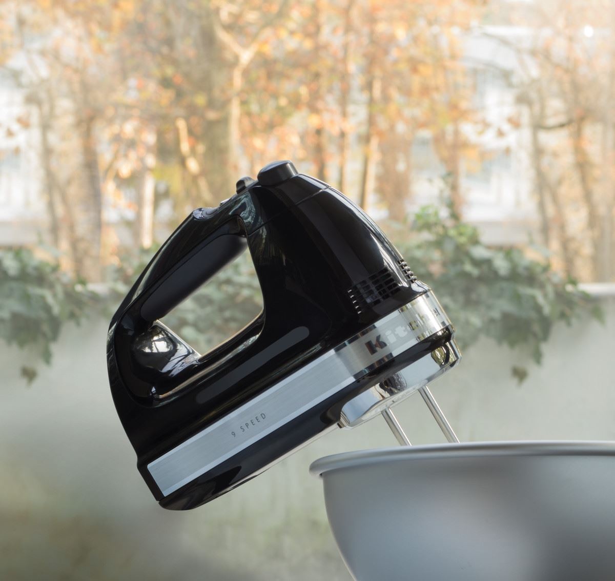 KitchenAid Handrührer mit 9 Geschwindigkeitsstufen